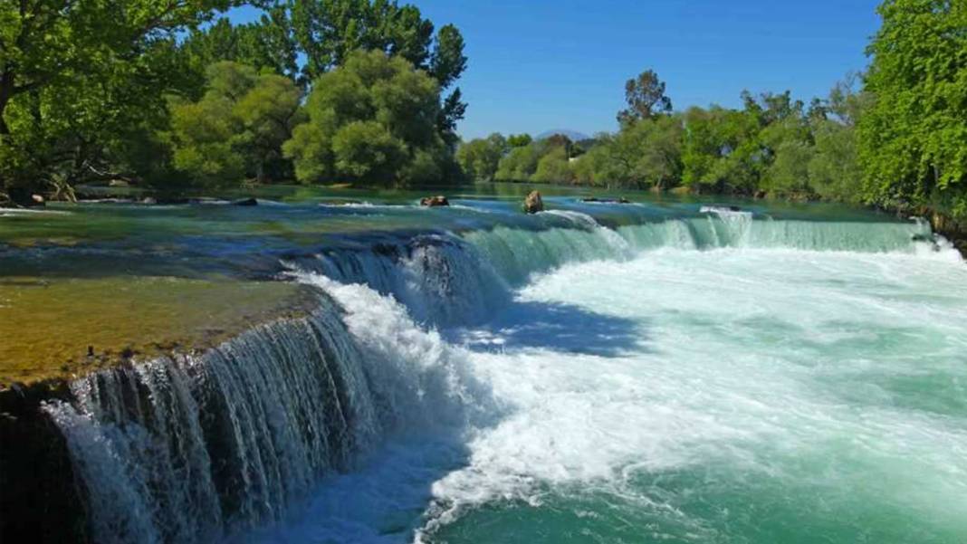 Türkiye'nin en çok merak edilen yerleri! 3'ü İstanbul'da 1'i Ankara'da, 1'i Bursa'da, 4'ü Antalya'da... 6